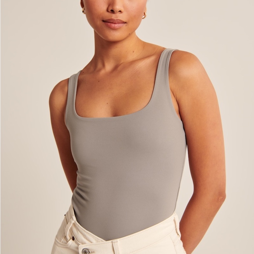 NWOT Abercrombie & Fitch Double-Layered Seamless Fabric Tank Bodysuit - Taupe